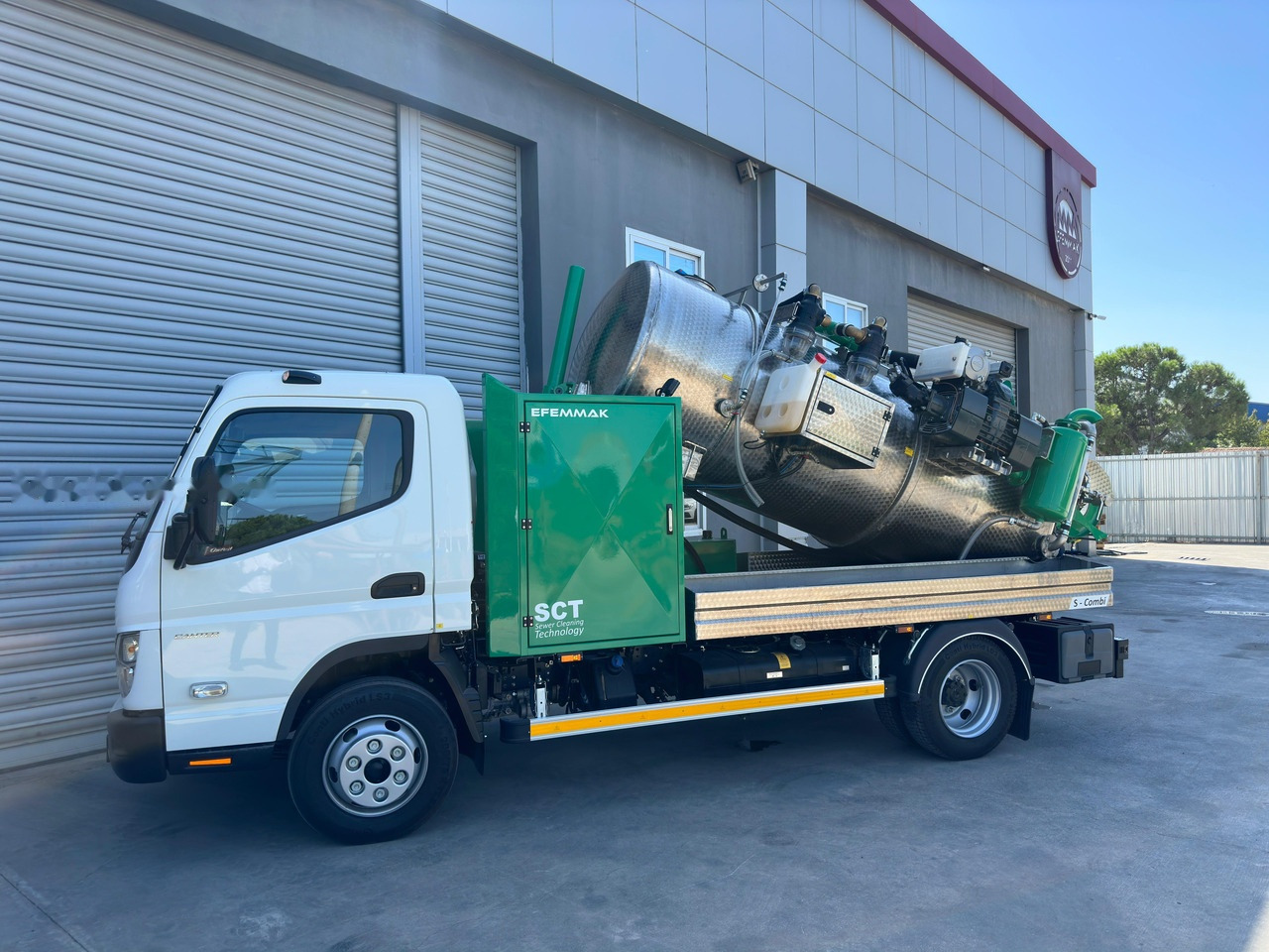EFEMMAK S-Combi Combined Sewer Jetting And Vacuum Vehicle - Vaakumveok: pilt 2 EFEMMAK S-Combi Combined Sewer Jetting And Vacuum Vehicle - Vaakumveok: pilt 2