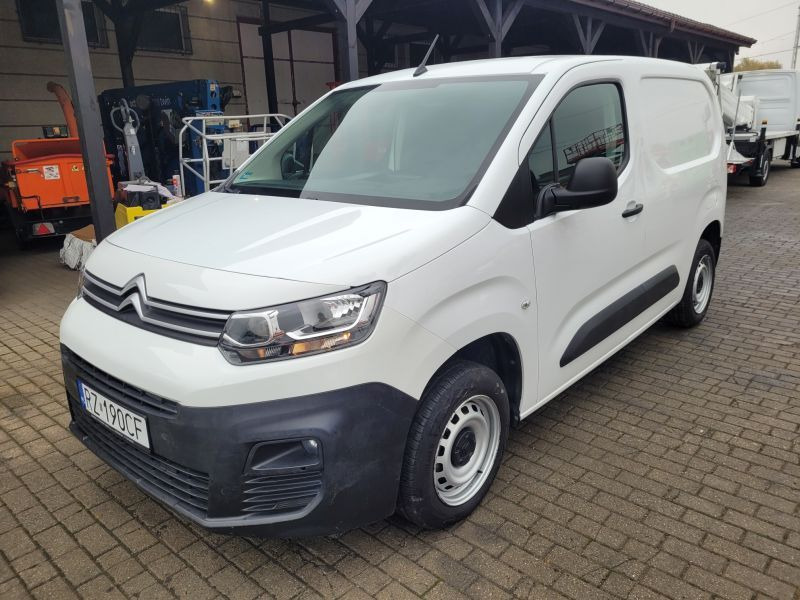 Citroen Berlingo Van z silnikiem 1.5 BlueHDi - Väike kaubik: pilt 1 Citroen Berlingo Van z silnikiem 1.5 BlueHDi - Väike kaubik: pilt 1