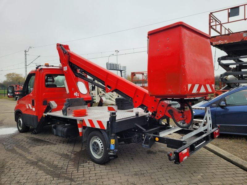 Iveco Daily 35S12 podnośnik koszowy 17 m CTE B-Lift 17 - Veoautolt tõusev platvorm: pilt 2 Iveco Daily 35S12 podnośnik koszowy 17 m CTE B-Lift 17 - Veoautolt tõusev platvorm: pilt 2