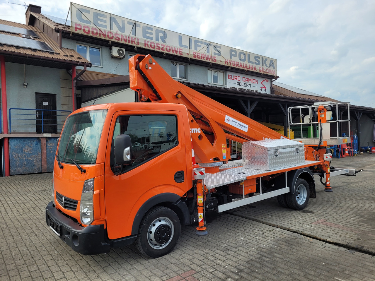 Renault Maxity podnośnik koszowy 25 m CMC PLA250 bucket truck boom lift - Veoautolt tõusev platvorm: pilt 1 Renault Maxity podnośnik koszowy 25 m CMC PLA250 bucket truck boom lift - Veoautolt tõusev platvorm: pilt 1