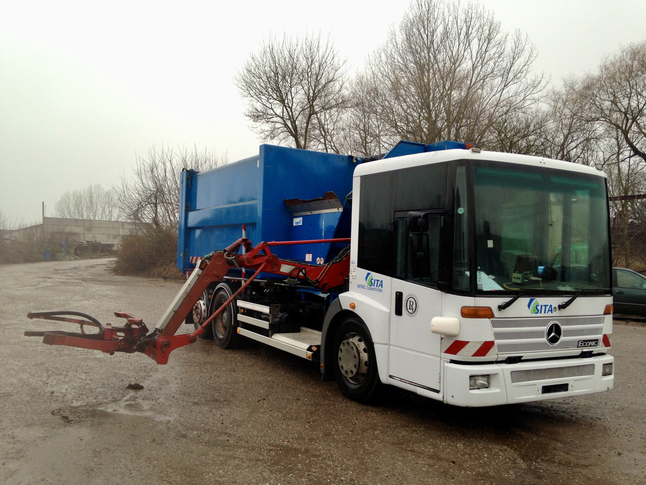 MERCEDES-BENZ ECONIC - Prügiauto: pilt 2 MERCEDES-BENZ ECONIC - Prügiauto: pilt 2