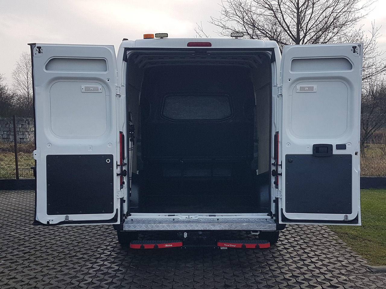 CITROEN JUMPER 6-OSÓB L3H2 DUCATO BOXER KLIMA BRYGADÓWKA DŁUGI WYSOKI - Kaubik: pilt 5 CITROEN JUMPER 6-OSÓB L3H2 DUCATO BOXER KLIMA BRYGADÓWKA DŁUGI WYSOKI - Kaubik: pilt 5
