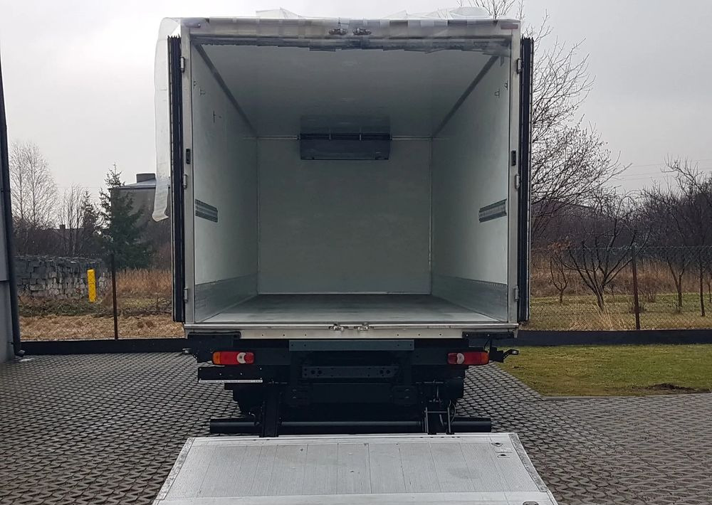 DAF LF 45.180 WINDA CHŁODNIA 15EP 6,20x2,45x2,19 KLIMA - Külmutiga veoauto: pilt 5 DAF LF 45.180 WINDA CHŁODNIA 15EP 6,20x2,45x2,19 KLIMA - Külmutiga veoauto: pilt 5