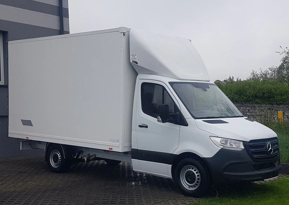 Mercedes-Benz Sprinter KONTENER 8EP 4,11x2,15x2,30 KLIMA 314 CDI MANUAL KRAJOWY AC - Tarbesõiduk furgoon: pilt 1 Mercedes-Benz Sprinter KONTENER 8EP 4,11x2,15x2,30 KLIMA 314 CDI MANUAL KRAJOWY AC - Tarbesõiduk furgoon: pilt 1