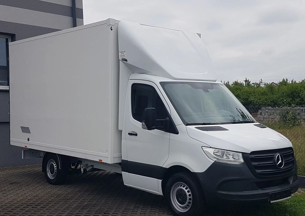 Mercedes-Benz Sprinter KONTENER 8EP 4,11x2,15x2,30 KLIMA 314 CDI MANUAL KRAJOWY - Tarbesõiduk furgoon: pilt 1 Mercedes-Benz Sprinter KONTENER 8EP 4,11x2,15x2,30 KLIMA 314 CDI MANUAL KRAJOWY - Tarbesõiduk furgoon: pilt 1