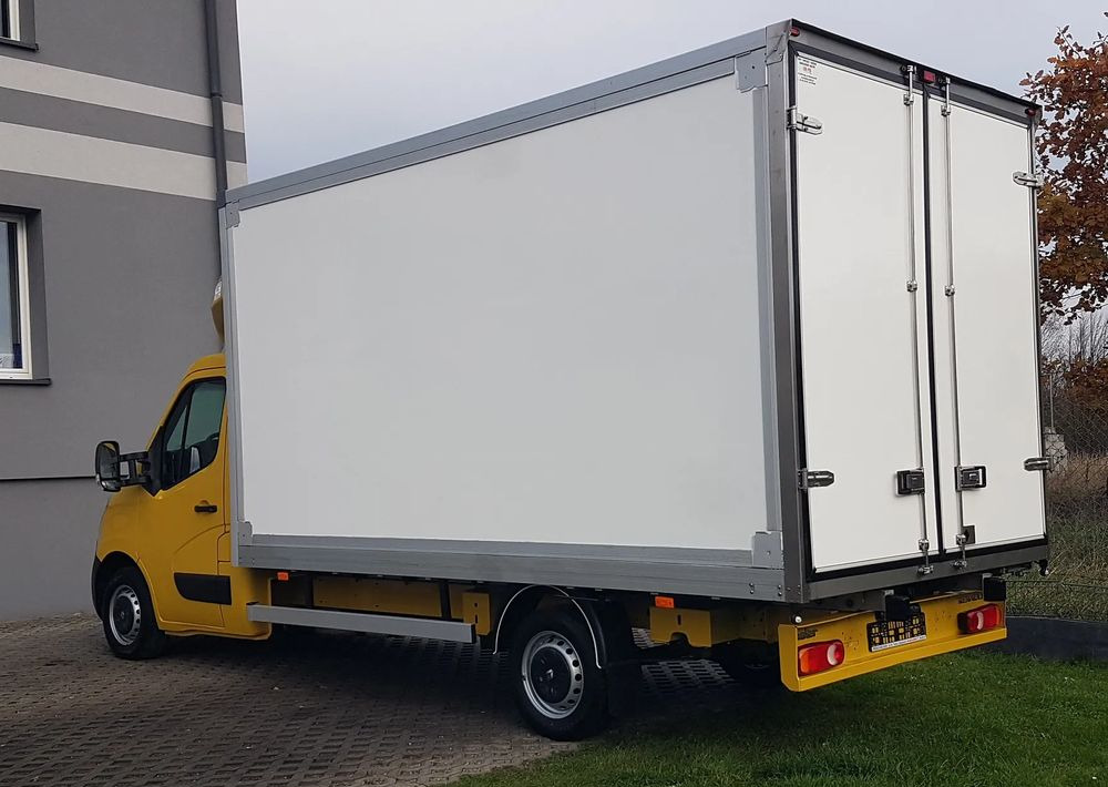 Renault MASTER KONTENER 8EP 4,21x2,23x2,22 KLIMA KRAJOWY MANUAL 6-BIEGÓW - Tarbesõiduk furgoon: pilt 3 Renault MASTER KONTENER 8EP 4,21x2,23x2,22 KLIMA KRAJOWY MANUAL 6-BIEGÓW - Tarbesõiduk furgoon: pilt 3