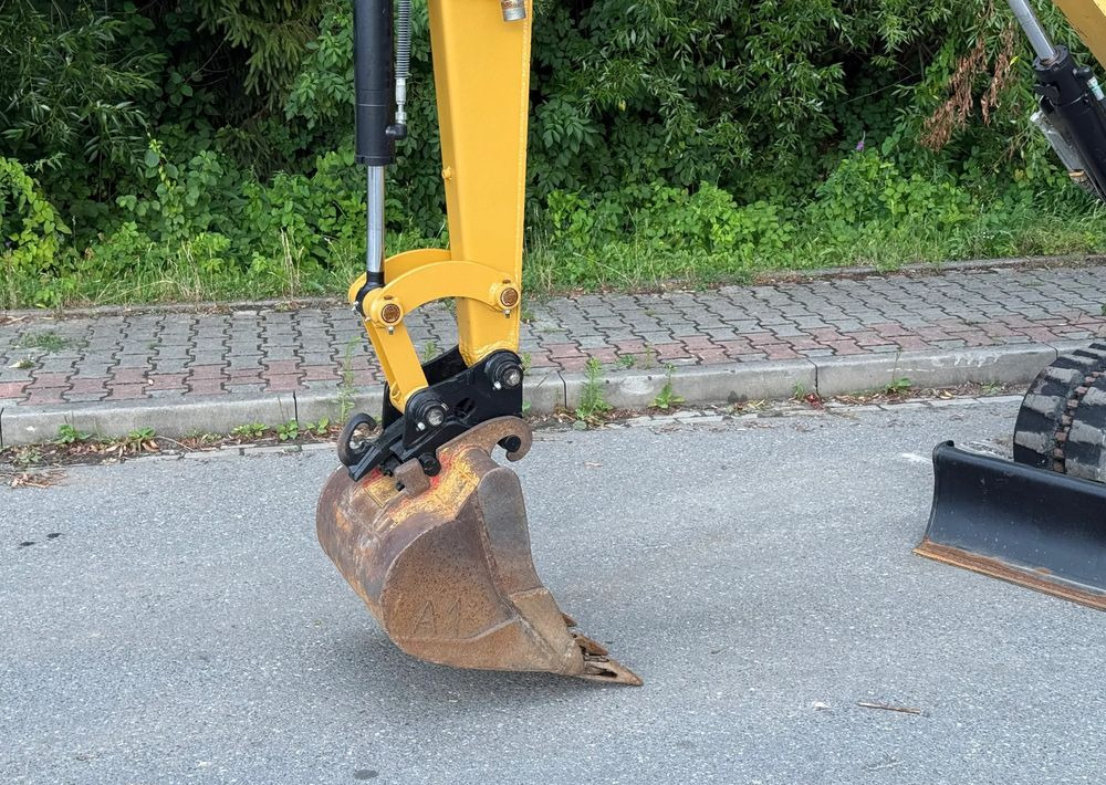 Caterpillar Minikoparka * CAT 303.5 E CR * Sprowadzona ! * Bardzo Dobry Stan * Minikoparka - Lintekskavaator: pilt 4 Caterpillar Minikoparka * CAT 303.5 E CR * Sprowadzona ! * Bardzo Dobry Stan * Minikoparka - Lintekskavaator: pilt 4