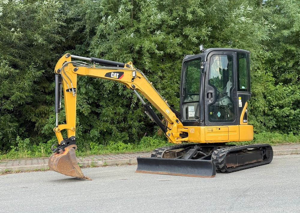 Caterpillar Minikoparka * CAT 303.5 E CR * Sprowadzona ! * Bardzo Dobry Stan * Minikoparka - Lintekskavaator: pilt 2 Caterpillar Minikoparka * CAT 303.5 E CR * Sprowadzona ! * Bardzo Dobry Stan * Minikoparka - Lintekskavaator: pilt 2