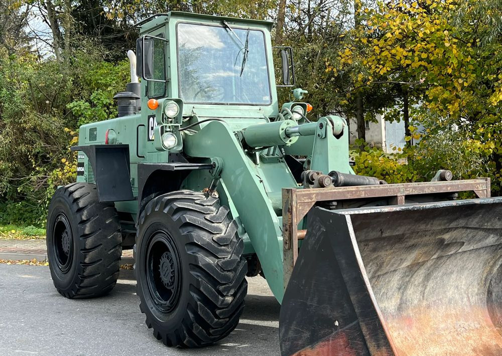 Komatsu Ładowarka KOMATSU 540 EX- Widły Łyżka Bardzo Dobry Stan ( CAT JCB Liebherr ) - Rataslaadur: pilt 5 Komatsu Ładowarka KOMATSU 540 EX- Widły Łyżka Bardzo Dobry Stan ( CAT JCB Liebherr ) - Rataslaadur: pilt 5
