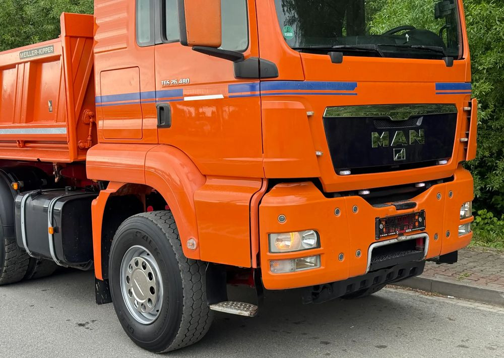 MAN * Kiper * Wywrotka * 26-480 *  MAN TGS 6x4 Bordmatic * Zastaw Tandem Niskopodwozie * Stan Perfekcyjny * - Kallurauto: pilt 4 MAN * Kiper * Wywrotka * 26-480 *  MAN TGS 6x4 Bordmatic * Zastaw Tandem Niskopodwozie * Stan Perfekcyjny * - Kallurauto: pilt 4