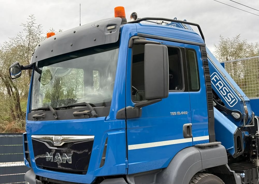 MAN * MAN 18.440 TGS * 4x4 * HDS Fassi F215 * Sprowadzony * 95 000 KM ! * Stan Jak Nowy - Madelveok/ Platvormveok, Kraanaga veoauto: pilt 4 MAN * MAN 18.440 TGS * 4x4 * HDS Fassi F215 * Sprowadzony * 95 000 KM ! * Stan Jak Nowy - Madelveok/ Platvormveok, Kraanaga veoauto: pilt 4