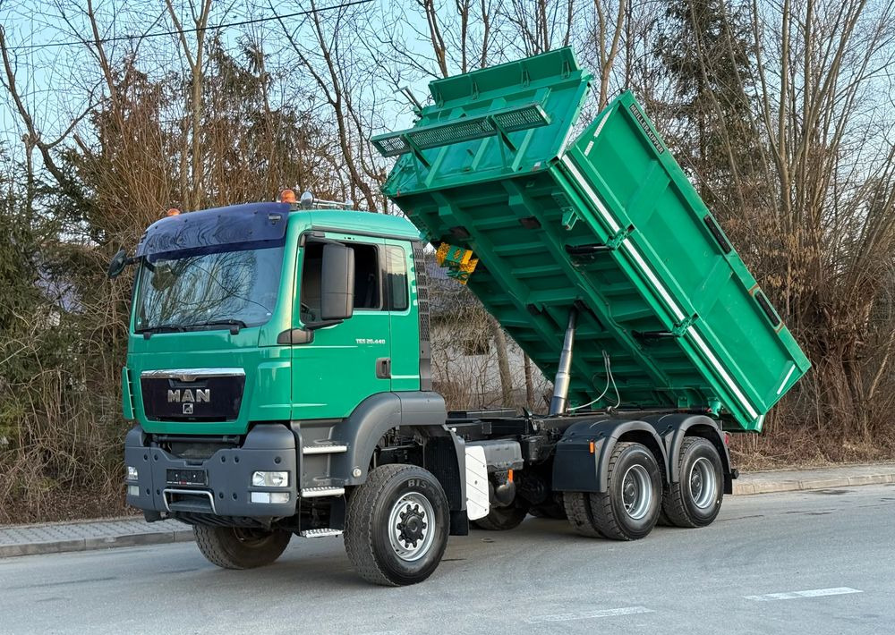 MAN * TGS 26.440 MAN  * Kiper / Wywrotka * 6x6 * Sprowadzona * Bordmatik * Stan Perfekcyjny - Kallurauto: pilt 1 MAN * TGS 26.440 MAN  * Kiper / Wywrotka * 6x6 * Sprowadzona * Bordmatik * Stan Perfekcyjny - Kallurauto: pilt 1