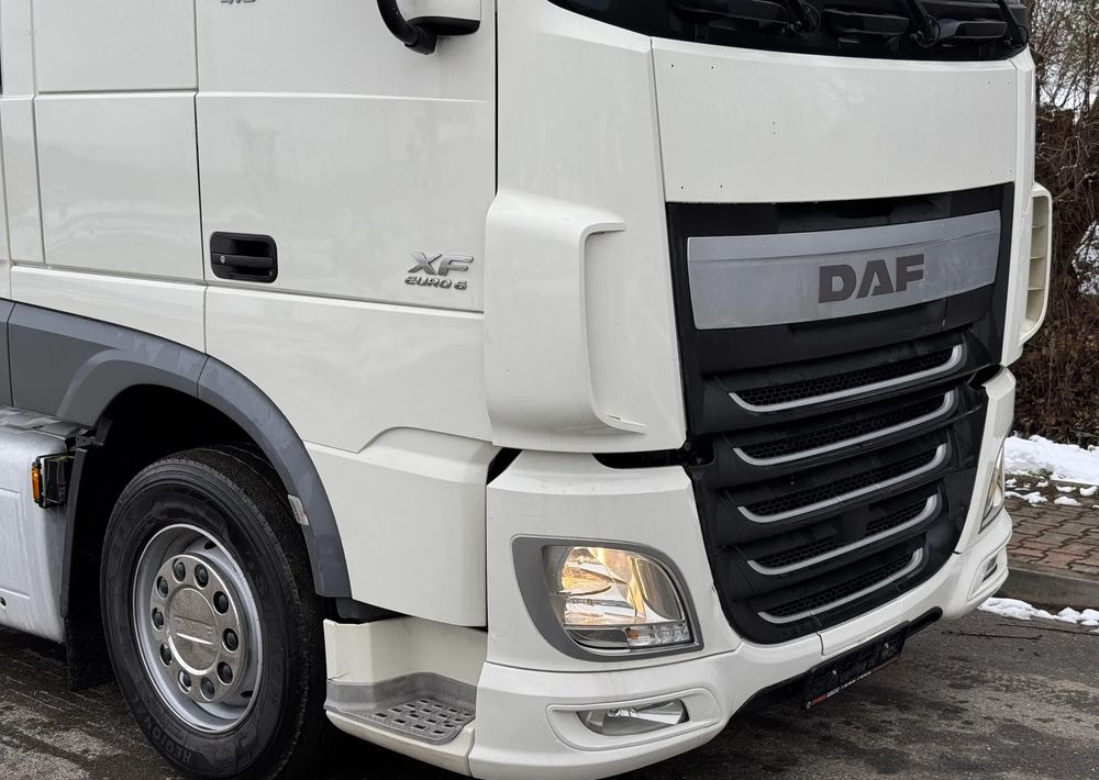 DAF * Zestaw * DAF 106 Euro 6 + Naczepa Krone * Bardzo Dobry Stan - Sadulveok, Tentpoolhaagis: pilt 3 DAF * Zestaw * DAF 106 Euro 6 + Naczepa Krone * Bardzo Dobry Stan - Sadulveok, Tentpoolhaagis: pilt 3