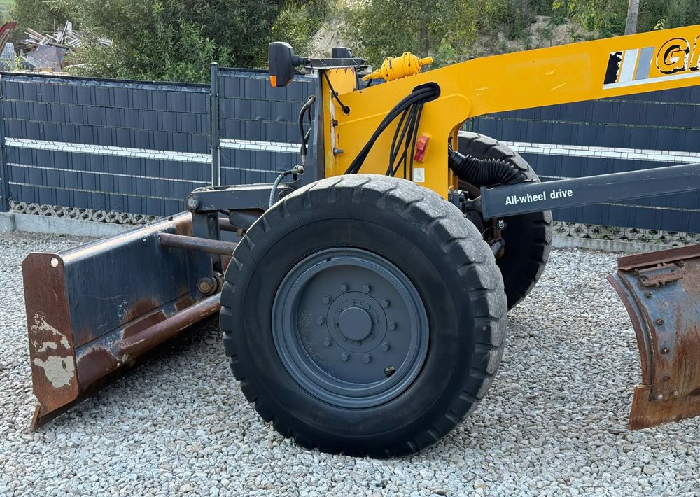 Rullija XCMG * Równiarka XCMG GR 215 * Maszyna Drogowa *: pilt 6 Rullija XCMG * Równiarka XCMG GR 215 * Maszyna Drogowa *: pilt 6