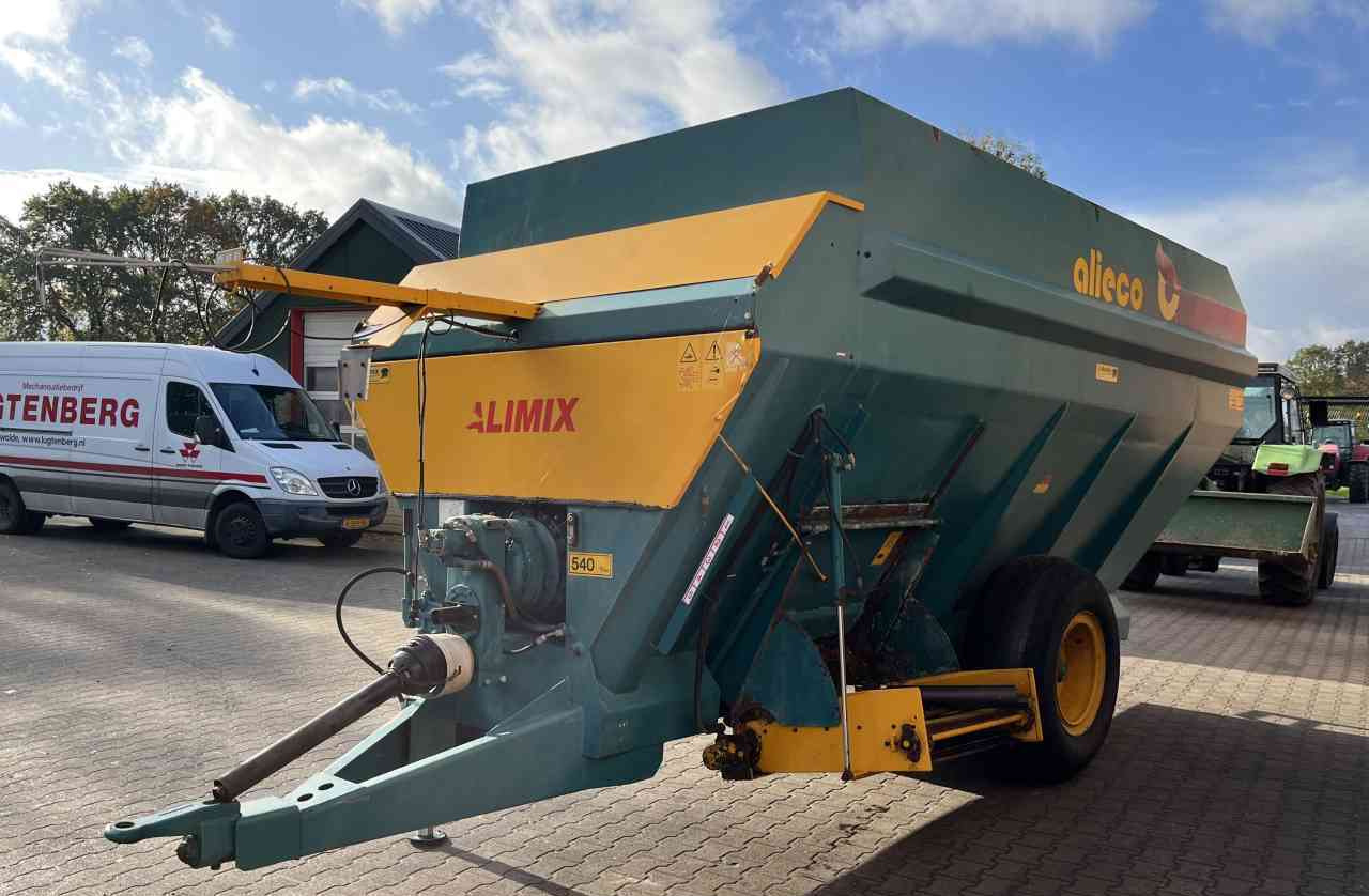 Alieco Alimix horizontale voermengwagen - Söödasegamisvanker: pilt 3 Alieco Alimix horizontale voermengwagen - Söödasegamisvanker: pilt 3