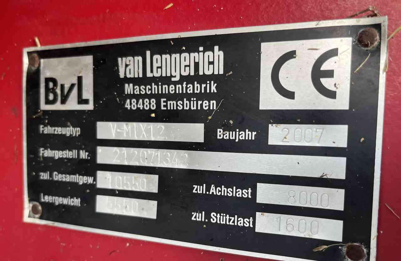 BVL V-Mix 12 LS Voermengwagen Voermachines - Söödasegamisvanker: pilt 3 BVL V-Mix 12 LS Voermengwagen Voermachines - Söödasegamisvanker: pilt 3