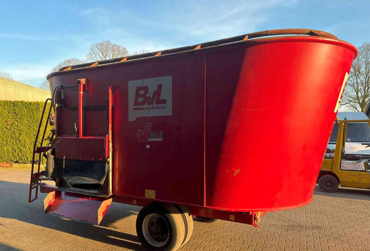 BVL V-Mix 20H-2S voermengwagen voermachines - Söödasegamisvanker: pilt 4 BVL V-Mix 20H-2S voermengwagen voermachines - Söödasegamisvanker: pilt 4