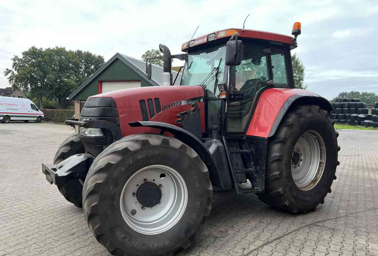 Case-IH CVX 1135 Tractoren - Traktor: pilt 2 Case-IH CVX 1135 Tractoren - Traktor: pilt 2