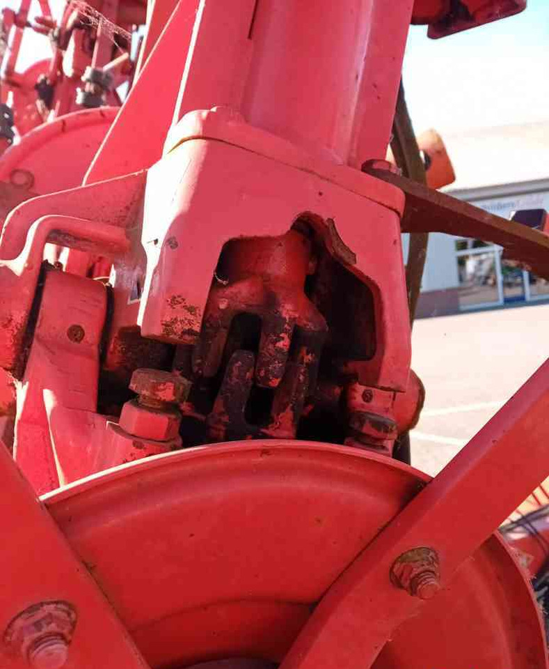 Kuhn GF10601TO schudder, weidebouwmachines - Kaarutaja/ Reha: pilt 5 Kuhn GF10601TO schudder, weidebouwmachines - Kaarutaja/ Reha: pilt 5