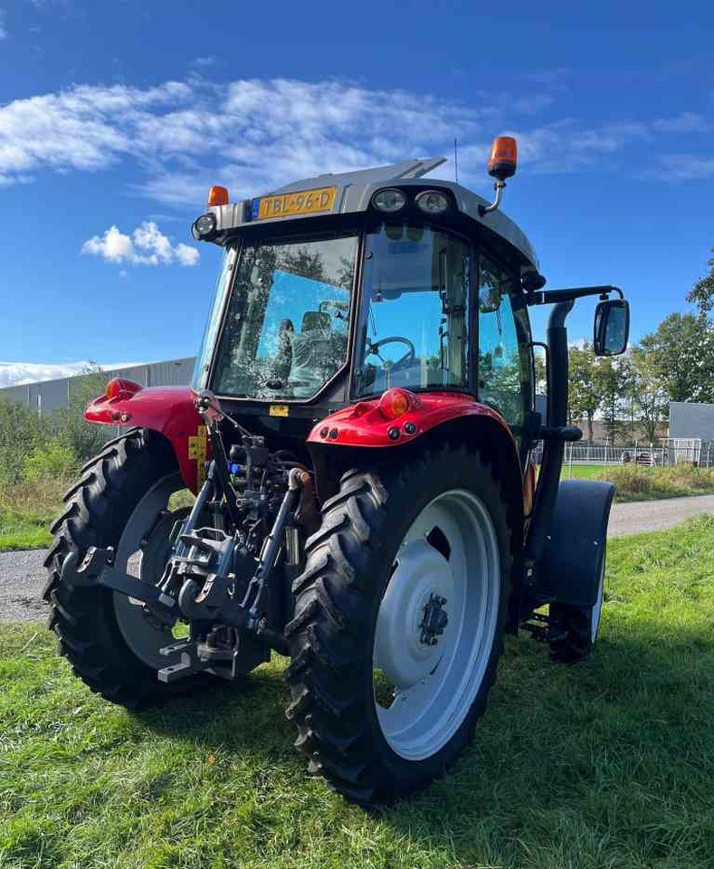 Massey Ferguson 5609 Dyna-4 Essential - Traktor: pilt 4 Massey Ferguson 5609 Dyna-4 Essential - Traktor: pilt 4