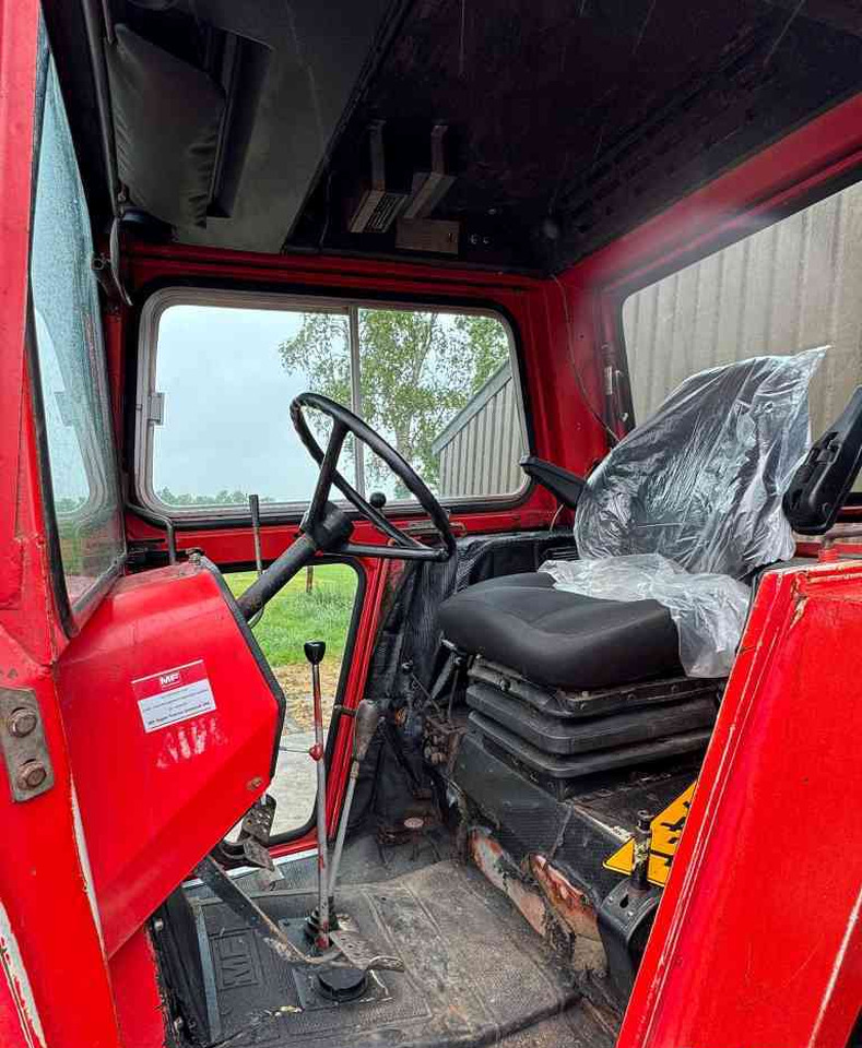 Massey Ferguson 575 - Traktor: pilt 5 Massey Ferguson 575 - Traktor: pilt 5