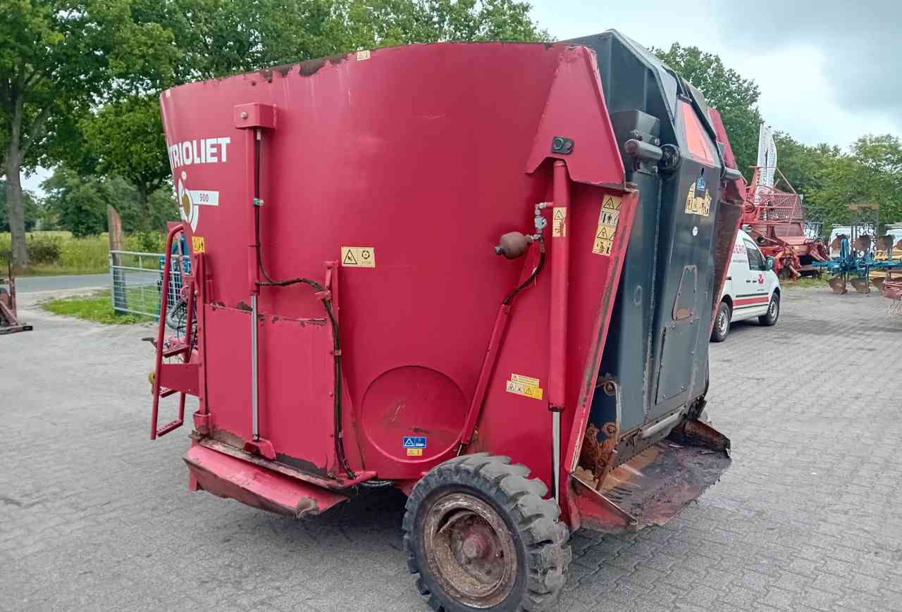 Trioliet Gigant 900 voermengwagen - Söödasegamisvanker: pilt 2 Trioliet Gigant 900 voermengwagen - Söödasegamisvanker: pilt 2