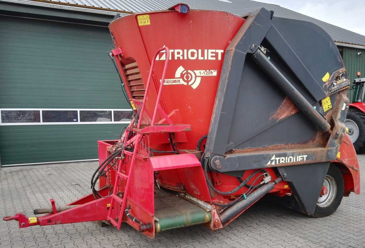 Trioliet Trioliet Triomix 12 1-1200 Mengwagen Voermachines - Söödasegamisvanker: pilt 1 Trioliet Trioliet Triomix 12 1-1200 Mengwagen Voermachines - Söödasegamisvanker: pilt 1