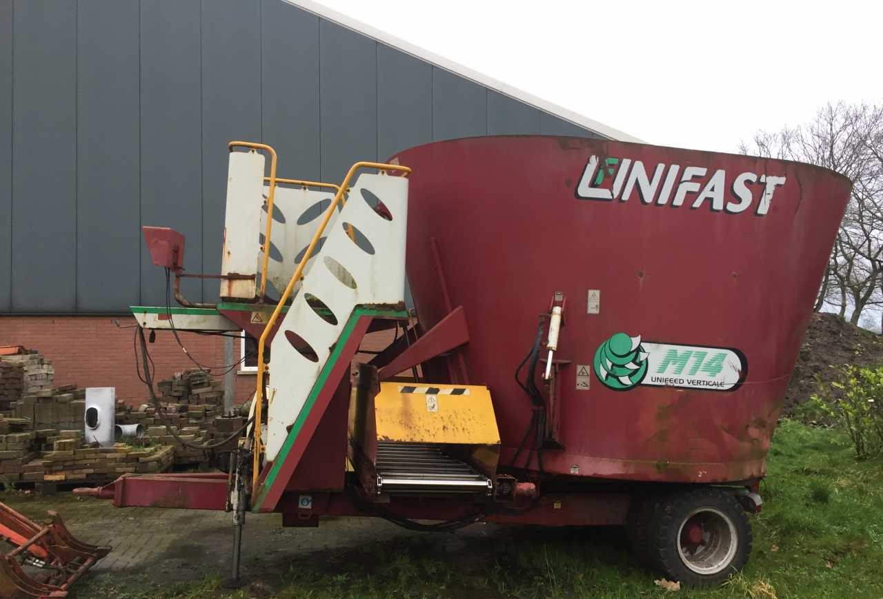 Unifast M14 Vertikal voermengwagen / Vertical feedmixer Voermachines - Söödasegamisvanker: pilt 1 Unifast M14 Vertikal voermengwagen / Vertical feedmixer Voermachines - Söödasegamisvanker: pilt 1