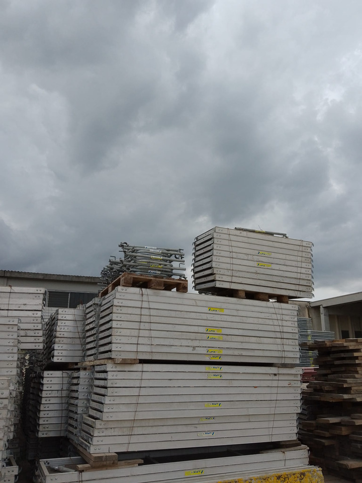 PONTEGGIO ALFIX - Ehitusseade: pilt 1 PONTEGGIO ALFIX - Ehitusseade: pilt 1