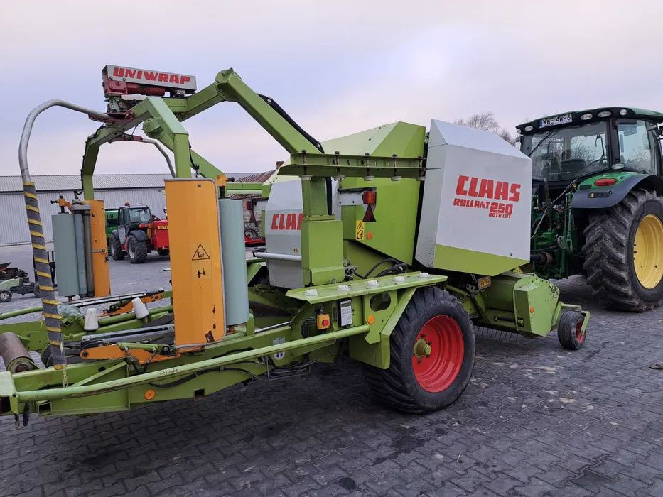 Claas 250 RC Uniwrap - Heinapress, ümmargune: pilt 3 Claas 250 RC Uniwrap - Heinapress, ümmargune: pilt 3