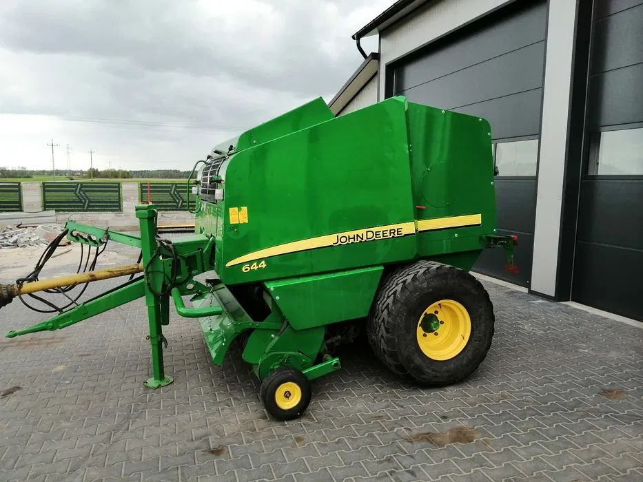JOHN DEERE 644/2011r 578 PREMIUM opuszczana podloga cover edge - Heinapress, ümmargune: pilt 1 JOHN DEERE 644/2011r 578 PREMIUM opuszczana podloga cover edge - Heinapress, ümmargune: pilt 1