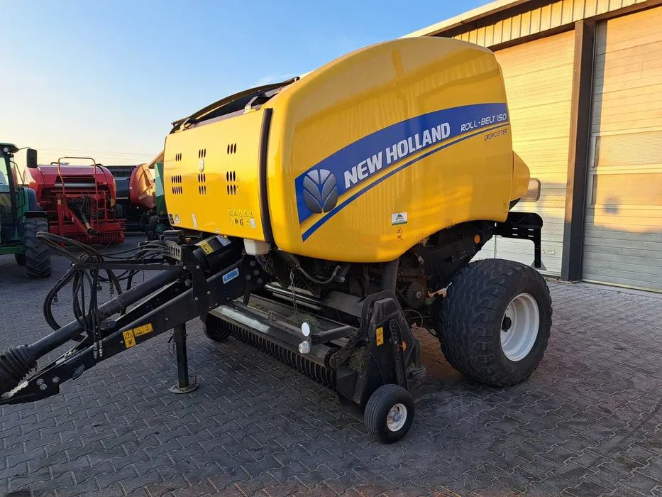 New Holland ROLL-BELT 150 cropcutter - Heinapress, ümmargune: pilt 2 New Holland ROLL-BELT 150 cropcutter - Heinapress, ümmargune: pilt 2