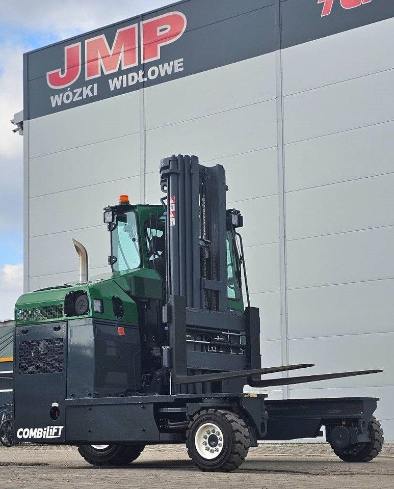 Combilift C 4000 D MK4 150 hrs RENTED - 4-suunaline lükandmastiga tõstuk: pilt 1 Combilift C 4000 D MK4 150 hrs RENTED - 4-suunaline lükandmastiga tõstuk: pilt 1