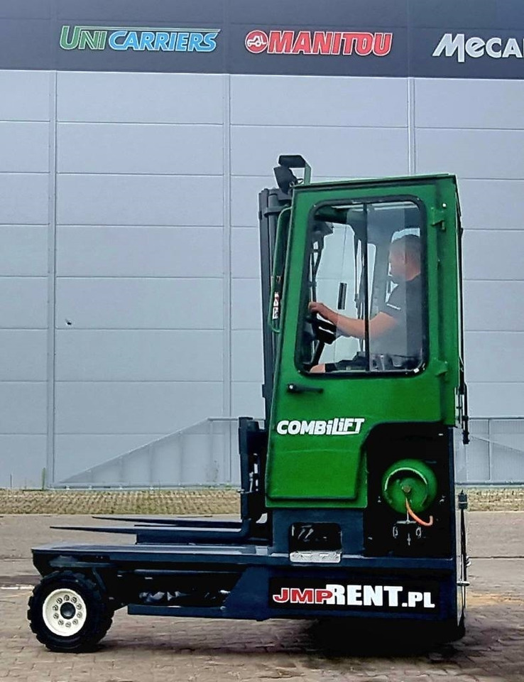 Combilift C 4000 LPG DEMO 196hrs - 4-suunaline lükandmastiga tõstuk: pilt 4 Combilift C 4000 LPG DEMO 196hrs - 4-suunaline lükandmastiga tõstuk: pilt 4