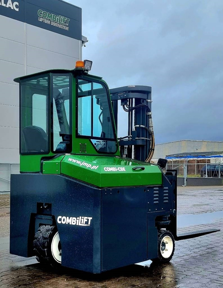 Combilift CBE 2500 - 4-suunaline lükandmastiga tõstuk: pilt 3 Combilift CBE 2500 - 4-suunaline lükandmastiga tõstuk: pilt 3