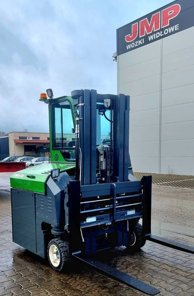 Combilift CBE 2500 - 4-suunaline lükandmastiga tõstuk: pilt 5 Combilift CBE 2500 - 4-suunaline lükandmastiga tõstuk: pilt 5