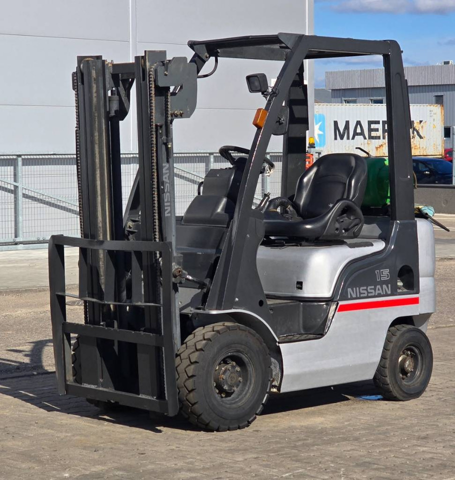 Nissan L01A15 - Gaasitõstuk: pilt 5 Nissan L01A15 - Gaasitõstuk: pilt 5