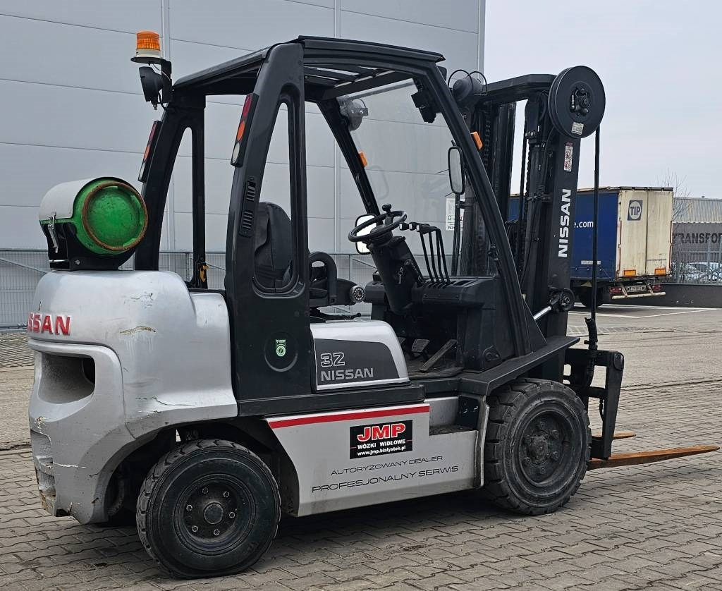 Nissan UG1D2A32LQ - Gaasitõstuk: pilt 4 Nissan UG1D2A32LQ - Gaasitõstuk: pilt 4