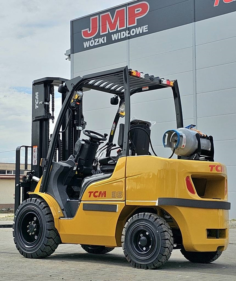 TCM FGE35-E2 BRAND NEW TR4300mm - Gaasitõstuk: pilt 1 TCM FGE35-E2 BRAND NEW TR4300mm - Gaasitõstuk: pilt 1