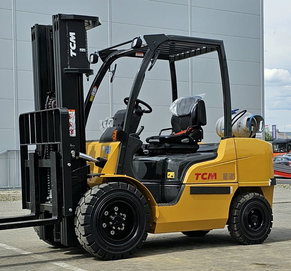 Uus Gaasitõstuk TCM FGE35-E2 BRAND NEW TR4700mm: pilt 6 Uus Gaasitõstuk TCM FGE35-E2 BRAND NEW TR4700mm: pilt 6