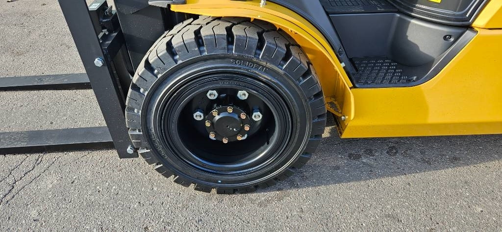 Uus Gaasitõstuk TCM FGE35-E2 BRAND NEW TR4700mm: pilt 17 Uus Gaasitõstuk TCM FGE35-E2 BRAND NEW TR4700mm: pilt 17