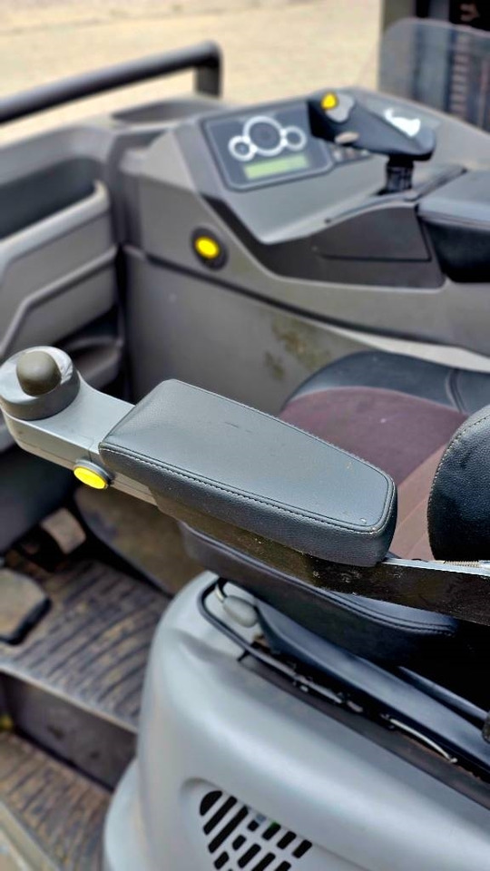 Lükandmastiga tõstuk UniCarriers UMS 200 DTFVRF845: pilt 10