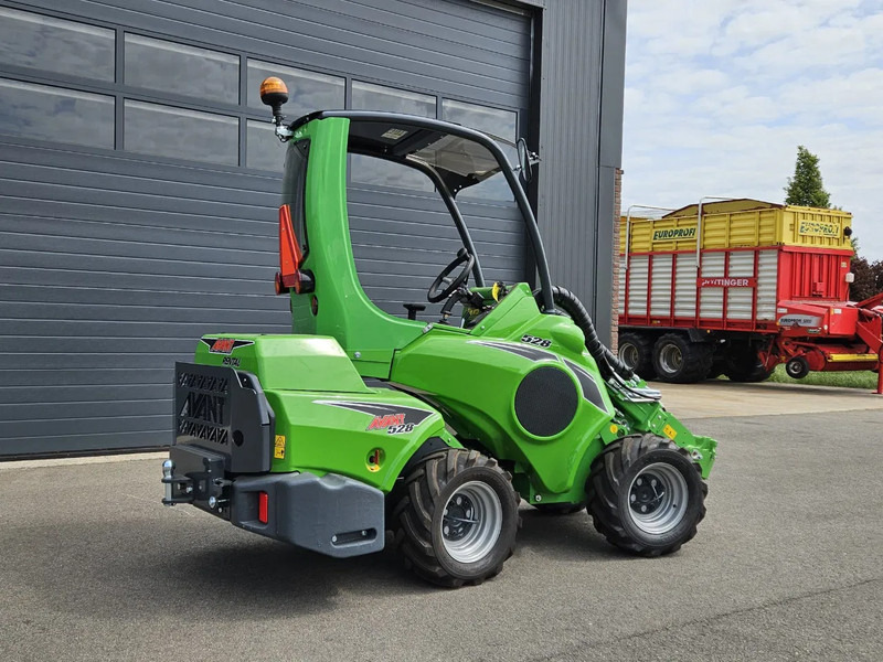 Avant 528 Rental mini-shovel - Kompaktroomiklaadur: pilt 3 Avant 528 Rental mini-shovel - Kompaktroomiklaadur: pilt 3