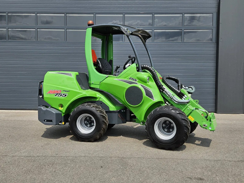 Avant 755i Rental mini-shovel - Kompaktroomiklaadur: pilt 2 Avant 755i Rental mini-shovel - Kompaktroomiklaadur: pilt 2
