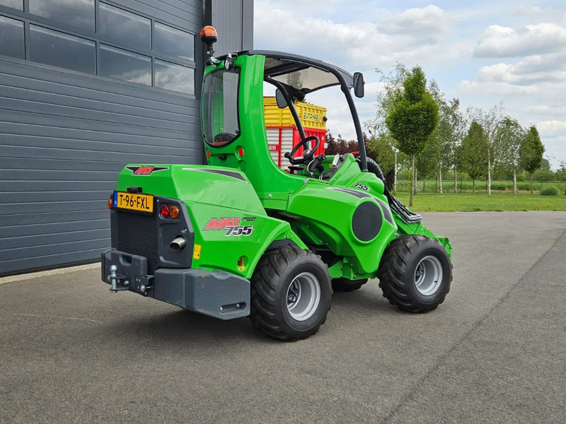 Avant 755i TDL+ mini-shovel - Kompaktroomiklaadur: pilt 4 Avant 755i TDL+ mini-shovel - Kompaktroomiklaadur: pilt 4