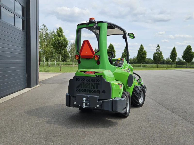 Avant E527 Rental mini-shovel - Kompaktroomiklaadur: pilt 4 Avant E527 Rental mini-shovel - Kompaktroomiklaadur: pilt 4