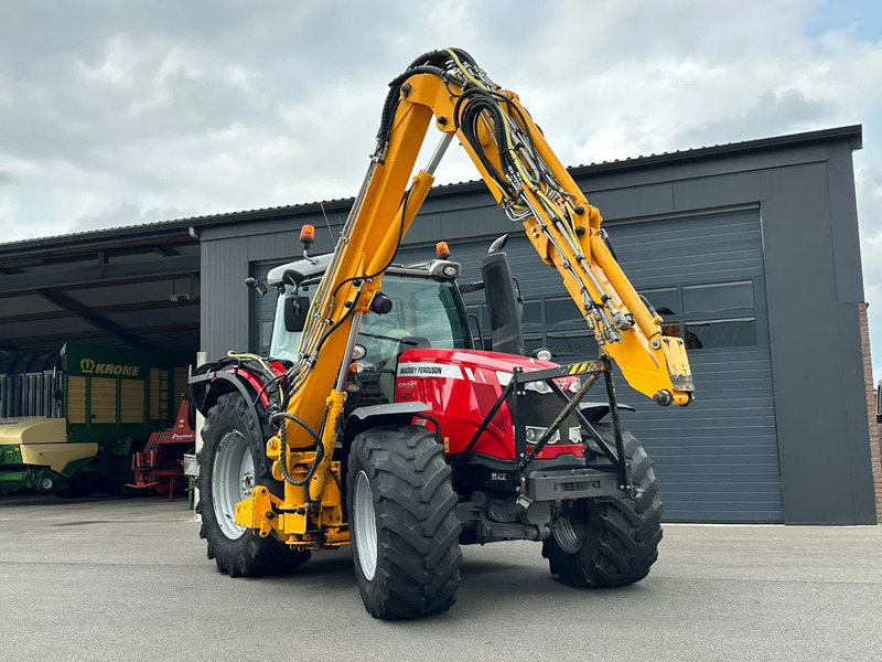 Massey Ferguson 6713S Dyna 6 - Traktor: pilt 1 Massey Ferguson 6713S Dyna 6 - Traktor: pilt 1