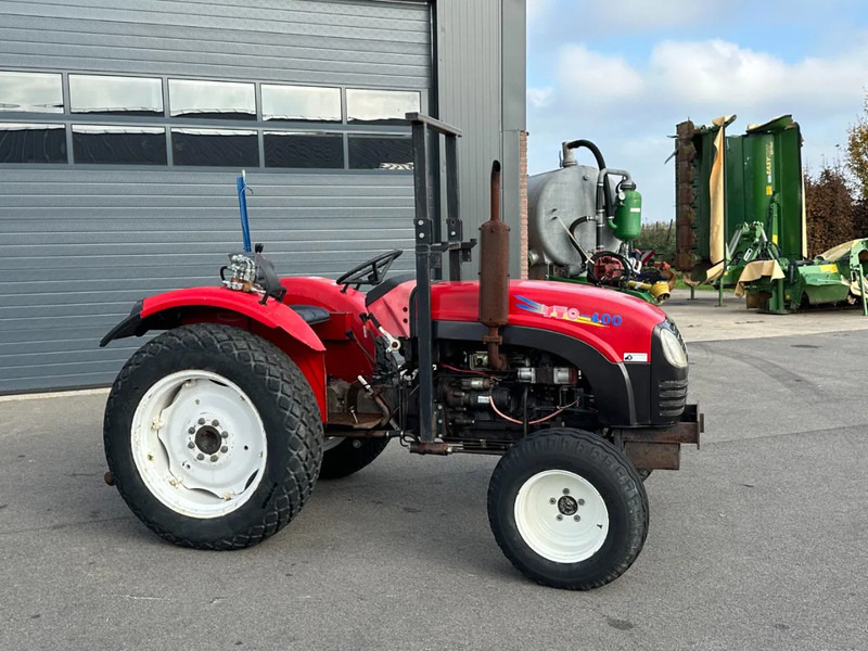 YTO 400 2-wd - Traktor: pilt 2 YTO 400 2-wd - Traktor: pilt 2