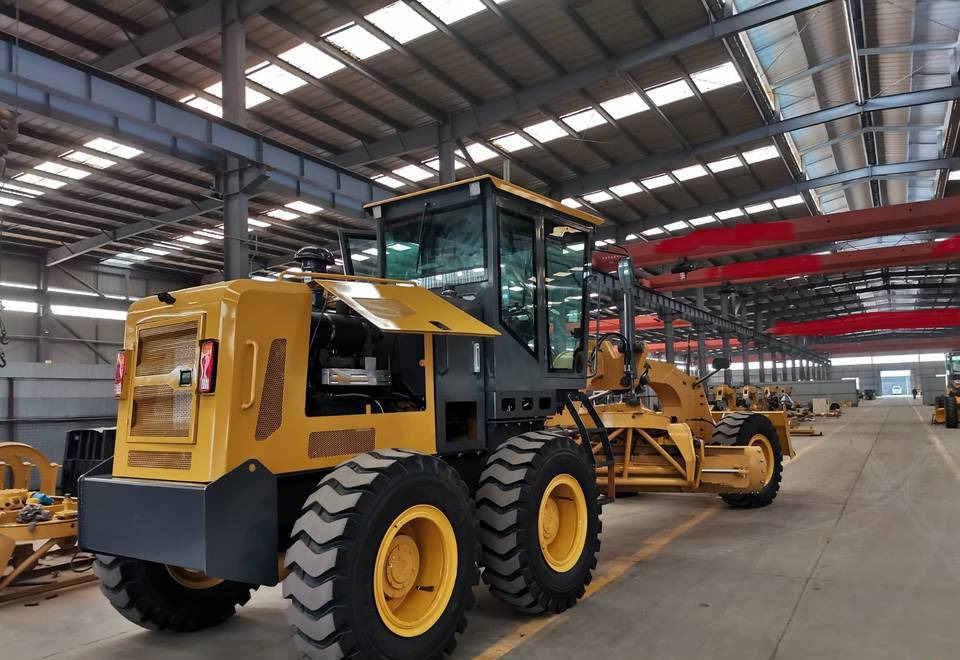 NEW MAXUS Cummins Road Grader Warranty up to 10 Years НОВА дорожня рівнялка MAXUS Cummins Гарантія до 10 Років NOWA równiarka drogowa MAXUS Cummins Gwarancja do 10 LAT - Teehöövel: pilt 3 NEW MAXUS Cummins Road Grader Warranty up to 10 Years НОВА дорожня рівнялка MAXUS Cummins Гарантія до 10 Років NOWA równiarka drogowa MAXUS Cummins Gwarancja do 10 LAT - Teehöövel: pilt 3