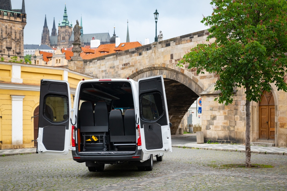 Mercedes-Benz Sprinter Comfort - Väikebuss, Mikrobuss: pilt 3 Mercedes-Benz Sprinter Comfort - Väikebuss, Mikrobuss: pilt 3